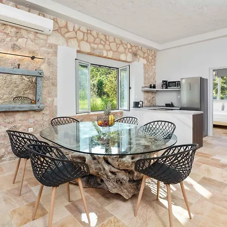 Alkyoni Mare Villa