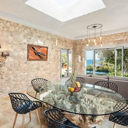 Villa Alkyoni Mare