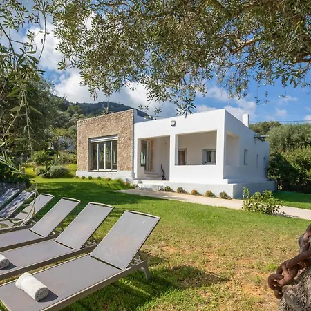 Villa Alkyoni Mare Chlomos